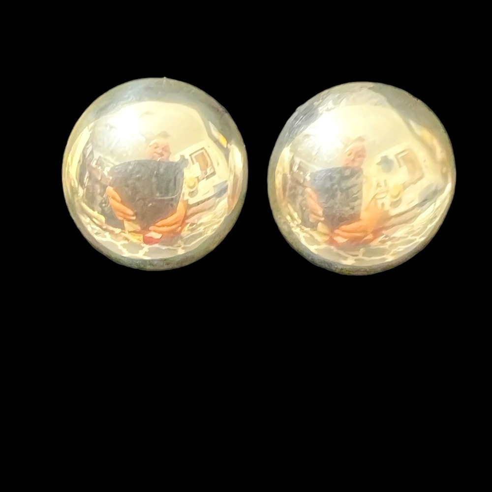 Luxury, 925 Sterling Silver Earrings Measures 1 Inch in Diameter Signed ☑️